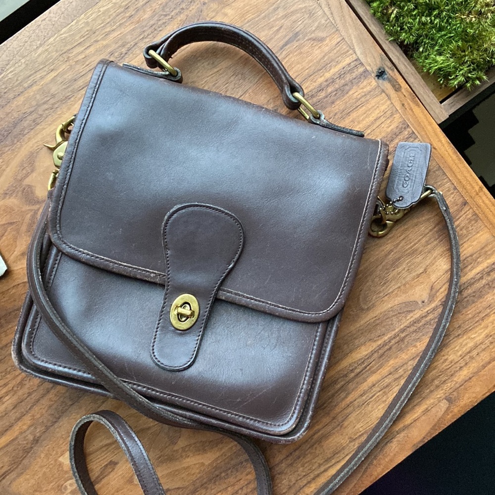 Brown leather Coach bag D7B-5130